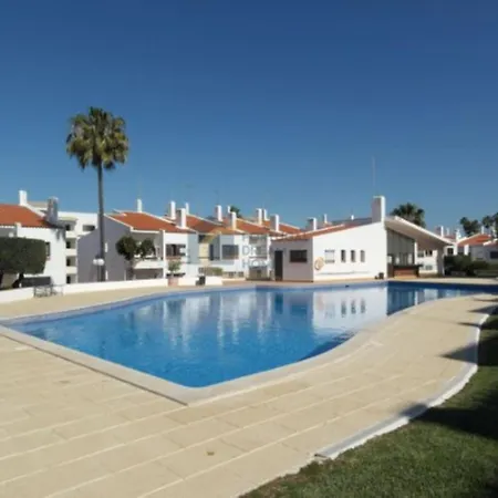 Central Flat Nice Pool Apartmán Albufeira
